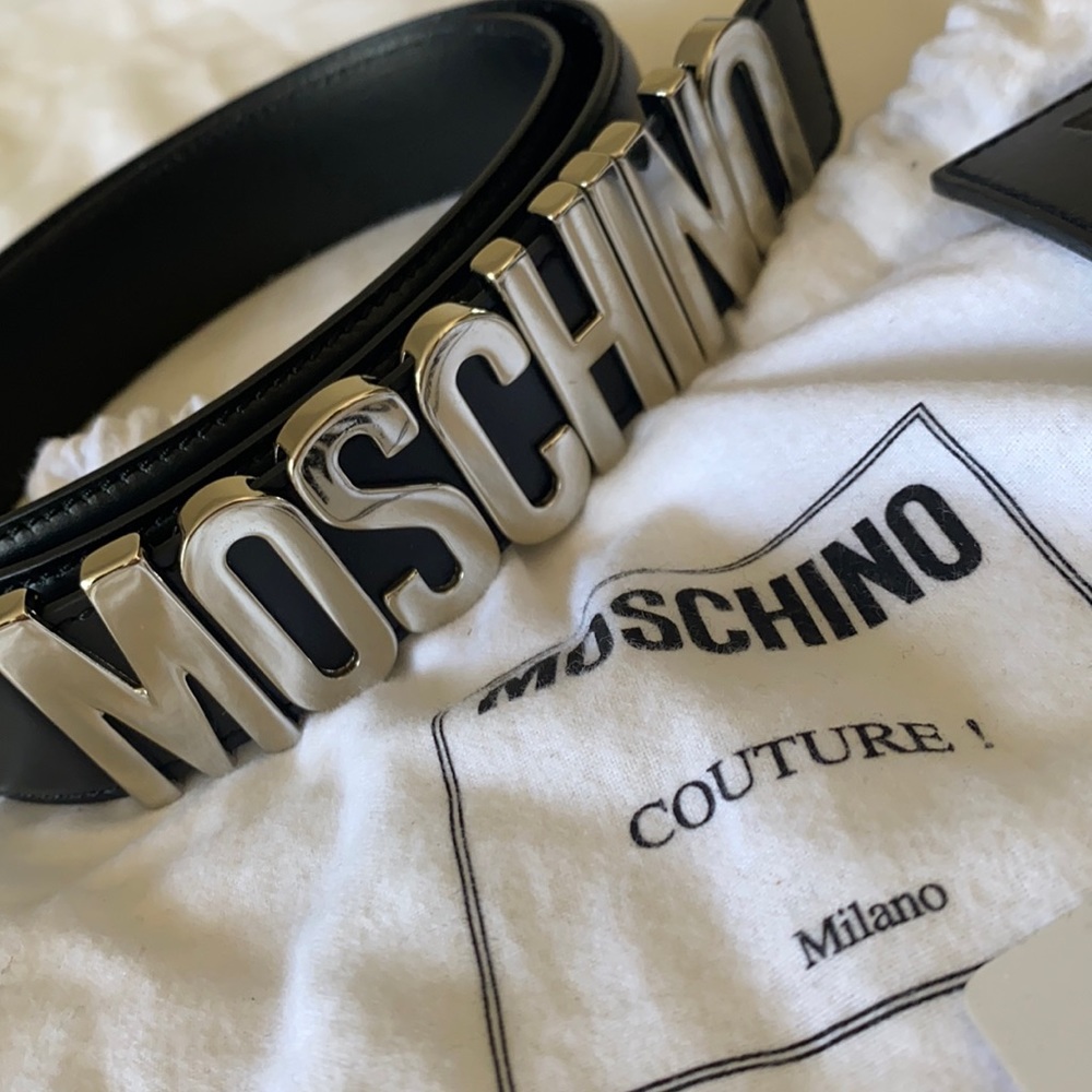 Designer belt: Moschino